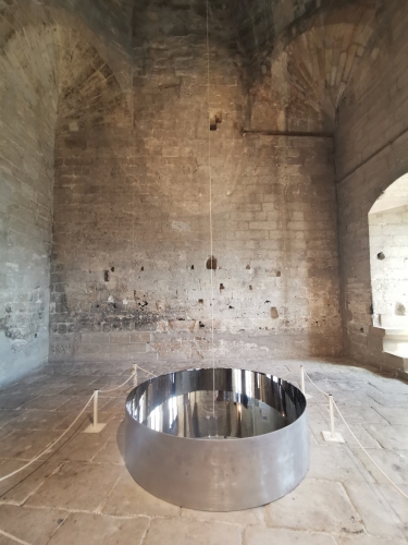 lee ufan,relatum,exposition,palais des papes,avignon,espace,nature,culture,dialogue,temps