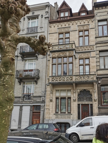 schaerbeek,art nouveau,privat livemont,visite guidée,avenue louis bertrand,patrimoine,architecture,culture,1030