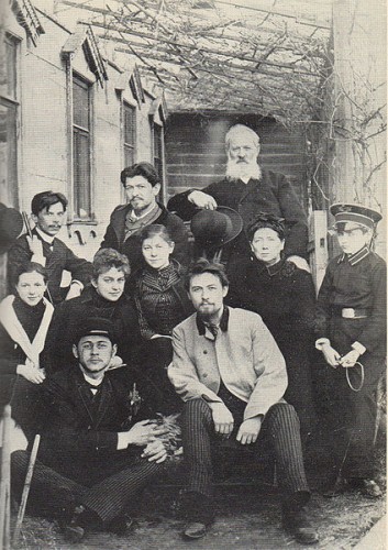 Tchekhov Photo de famille 1890 (wikimedia commons).jpg