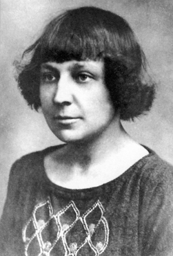 Tsvetaïeva en 1924.jpg