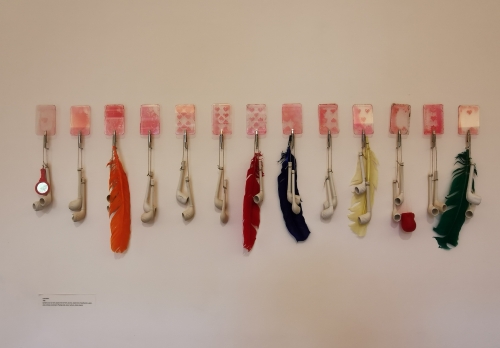 othoniel,diary of happiness,exposition,villa empain,bruxelles,journal du bonheur,voyages,soufre,verre,perles,briques,sculptures,couleurs,lumière,art