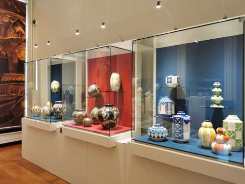 art déco,2025,exposition,le style d’une société en pleine mutation,modernité,fondation roi baudouin,vases,objets,sculptures,photographies,reliures,musée belvue,bruxelles