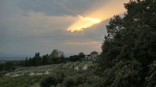 drôme provençale,soleil,lumière,ciel,nuages,paysage,nature